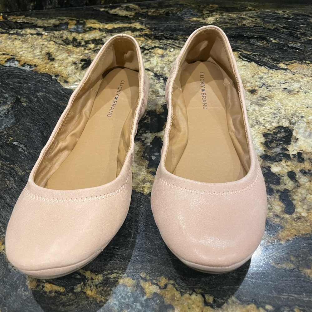 Lucky brand leather flats